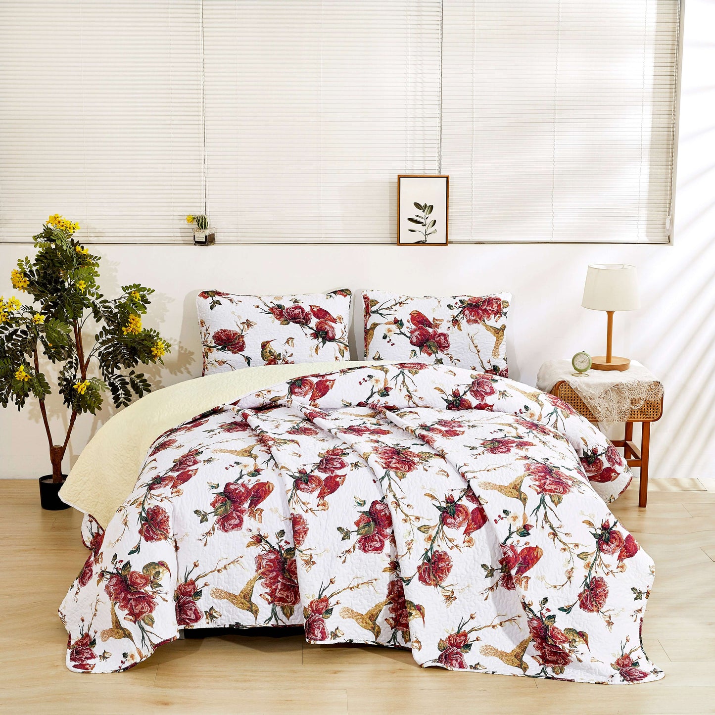 Tache Vintage Rose Garden Hummingbirds Burgundy White Reversible Floral Quilt Set (SD-7676)
