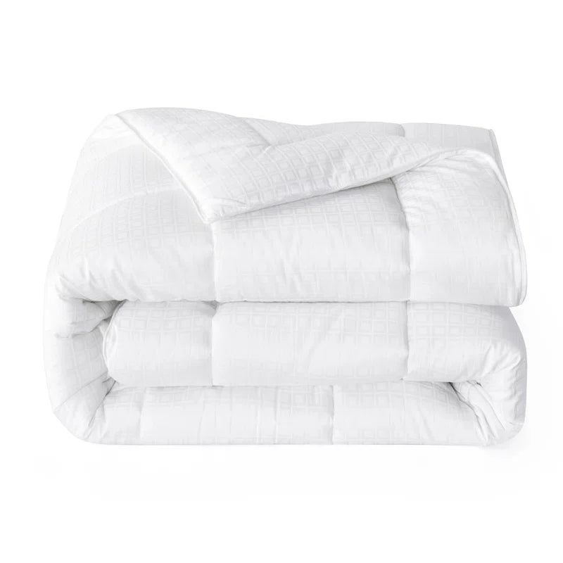 Cleves All-Season Down Alternative Comforter – Hypoallergenic, Lightweight & Machine Washable White Comforter for Bed, 300 Thread Count Microfiber Cover –Full/King Sizes