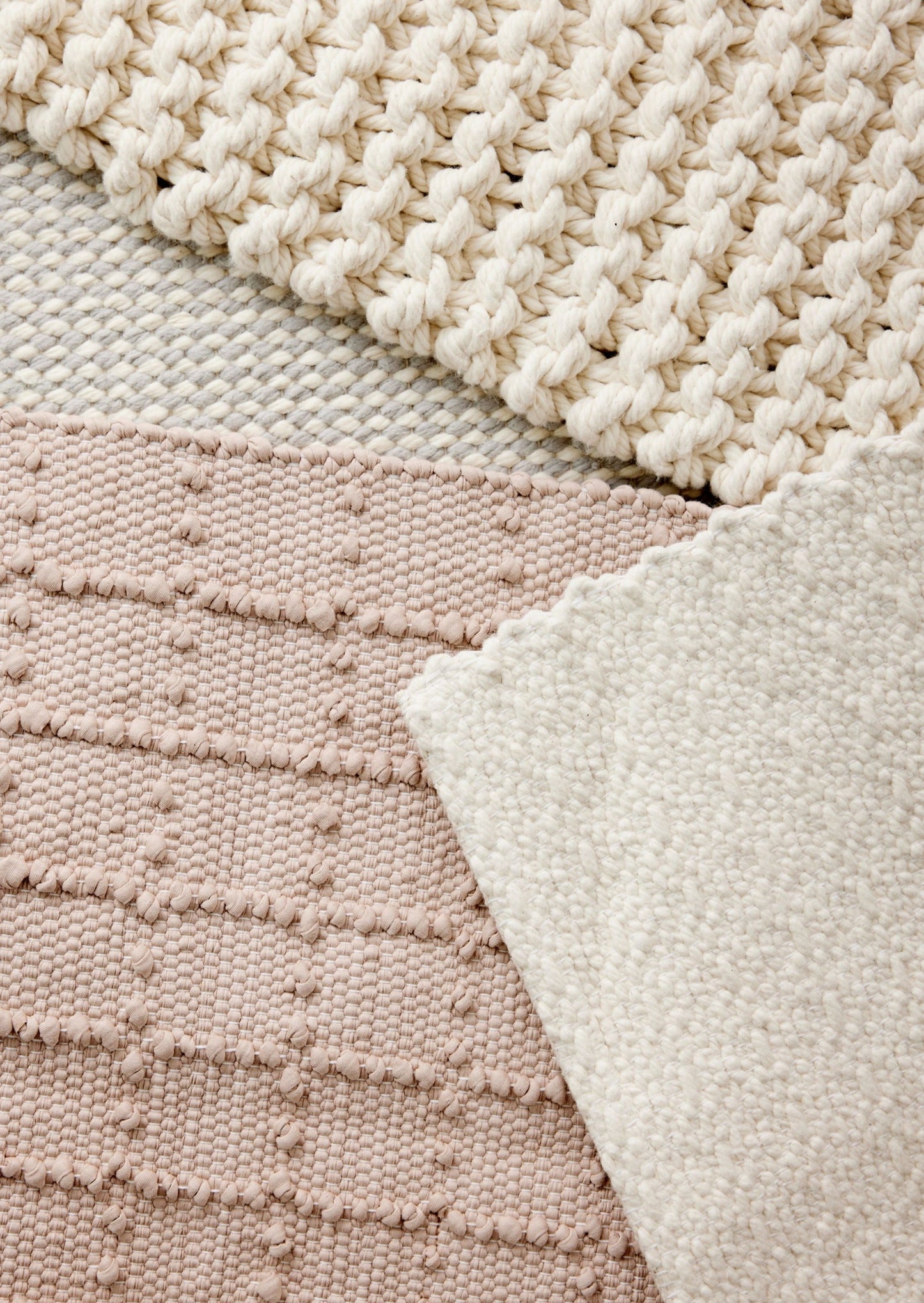 Hand-Loomed Cotton Bobble Mat in Blush Pink Plaid