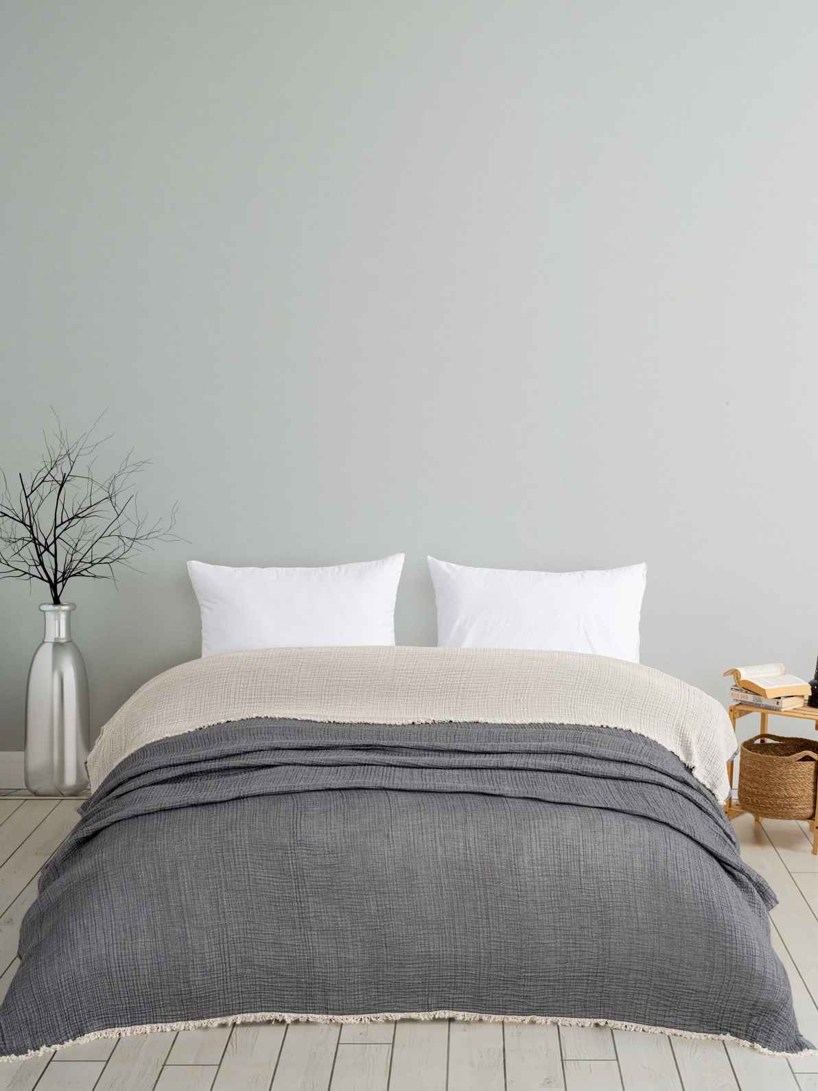 Queen Size 4-Layer Turkish Muslin Blanket for Modern Bedding