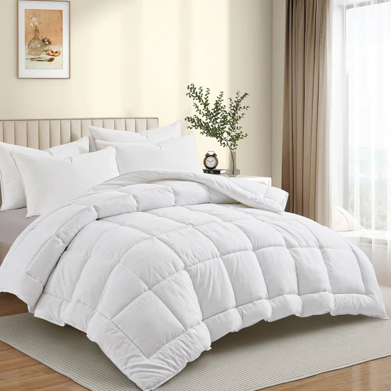 Cleves All-Season Down Alternative Comforter – Hypoallergenic, Lightweight & Machine Washable White Comforter for Bed, 300 Thread Count Microfiber Cover –Full/King Sizes