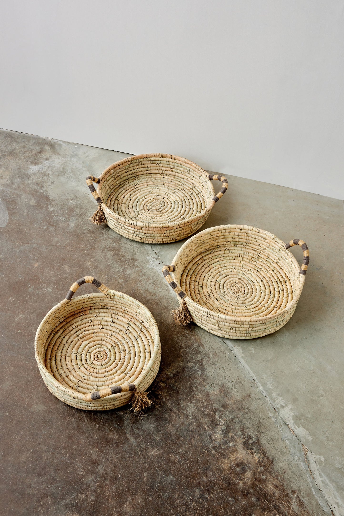 Ilala Palm Woven Betty Tray with Tassel
