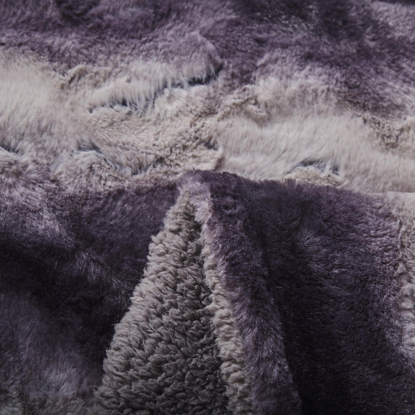 Tache Luxury Black Striped Faux Fur Throw Blanket (DY06)