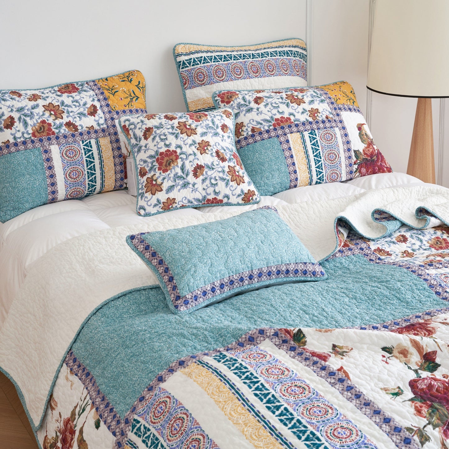Tache Cotton Floral Jacobean Blue White Old World Garden Cushion Covers 2-Pieces (JHW-936)