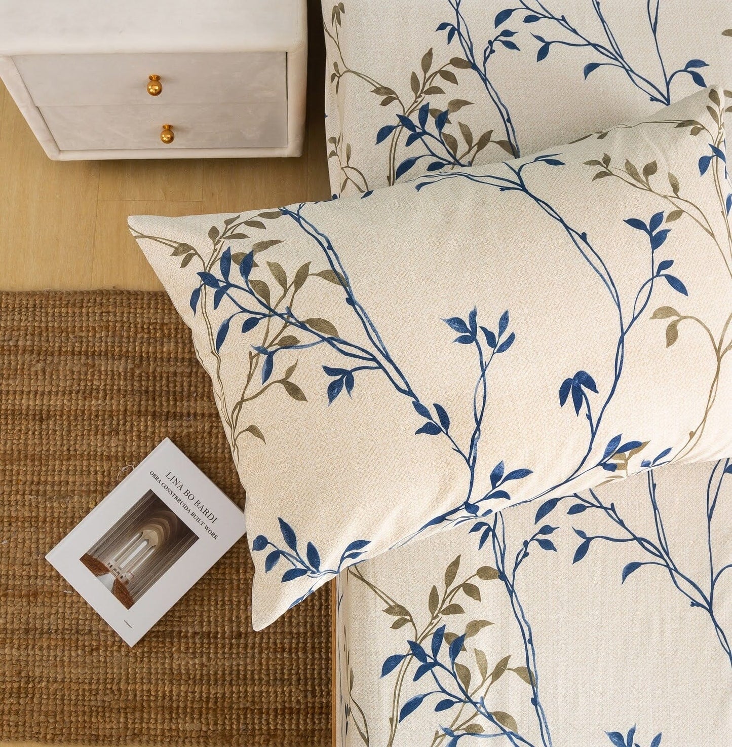 Tache Poplin Cotton Elegant Leaf Vine Cream Beige Pillowcase (JHW-842)