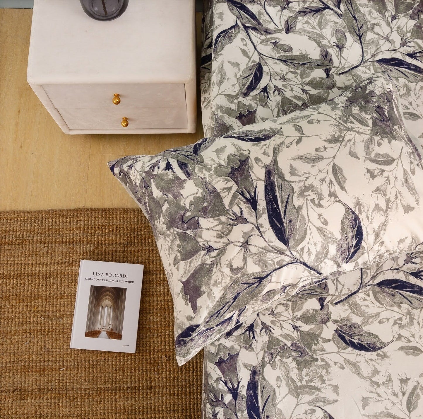 Tache Microfiber Abstract Wispy Leaf Taupe Grey Pillowcase (JHW-843)