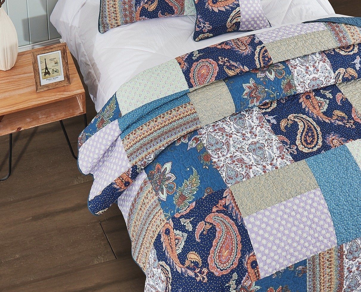 Tache Bohemian Night Flower Paisley Floral Navy Blue Pastel Cotton Patchwork Quilt Set (JHW-882)