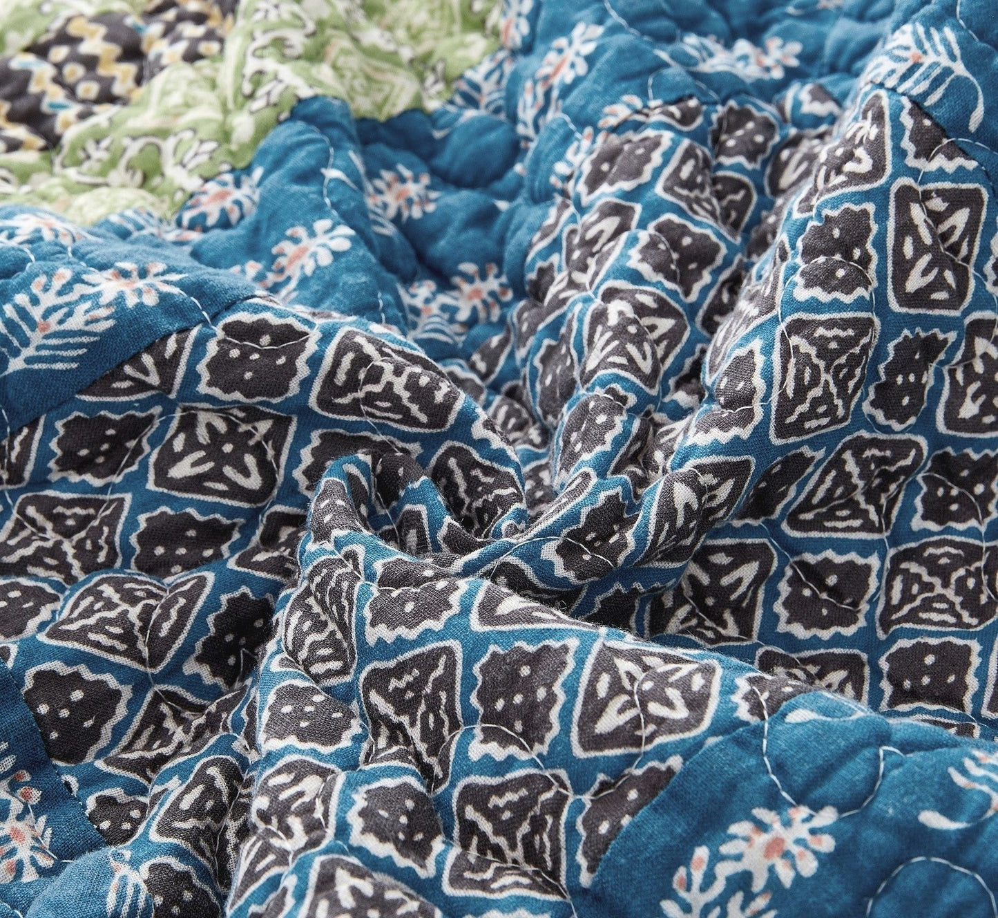 Tache Bohemian Ocean Teal Blue Green Paisley Mediterranean Cotton Patchwork Quilt Set (JHW-888)