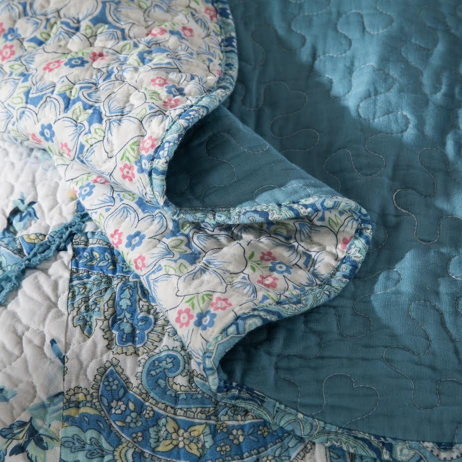 Tache Petal Dance White Blue Floral Vintage Garden Scalloped Cotton Patchwork Quilt Set (JHW-646)