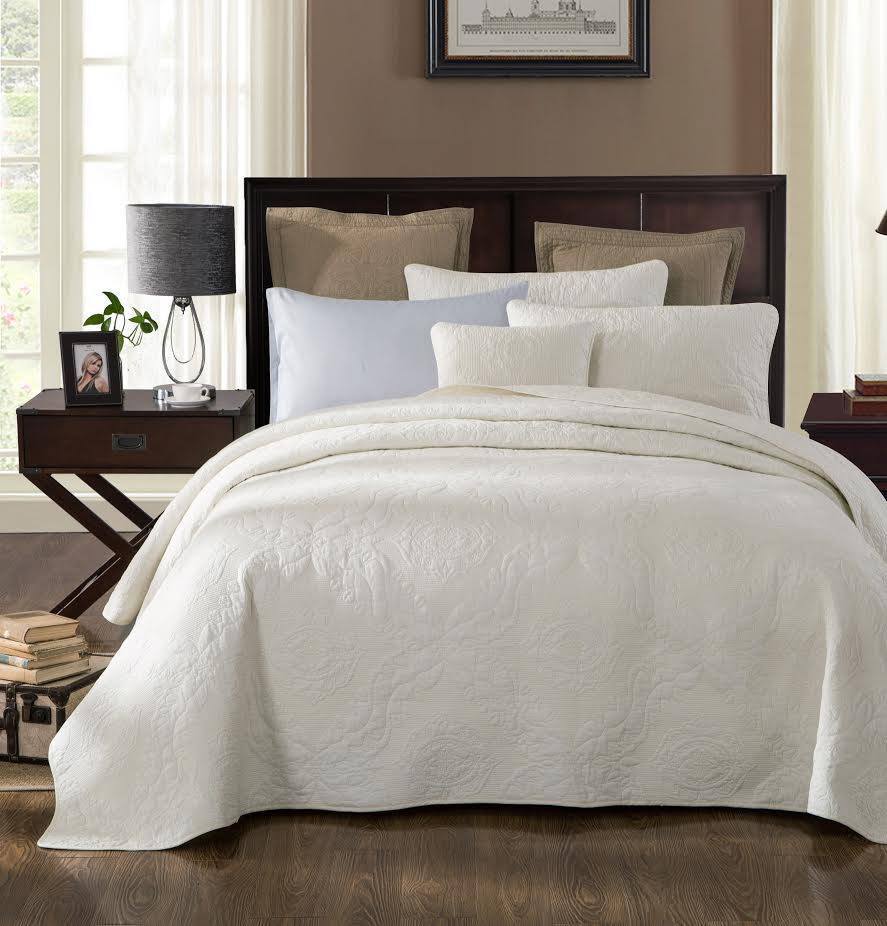 Tache Vanilla Cream Ivory Paisley Damask Stitch Matelassé Cotton Quilt Set (JHW-643)