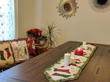 Tache Hang My Stockings By the Fireplace Table Runners (12910)