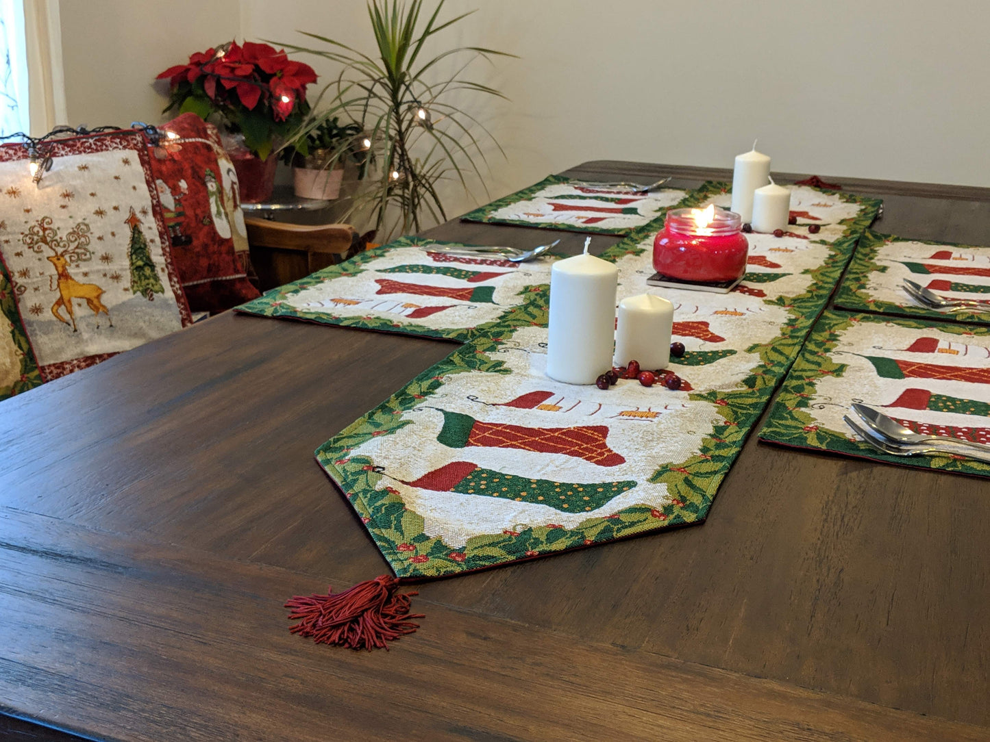 Tache Hang My Stockings By the Fireplace Table Runners (12910)