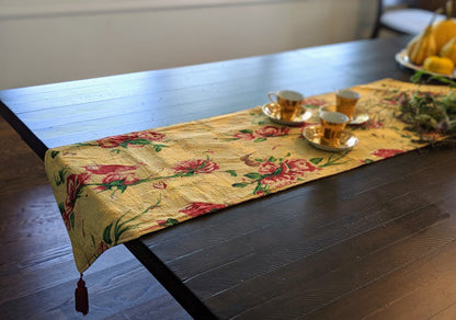 Tache Floral Red Roses Hummingbirds Golden Woven Tapestry Table Runner (18115)