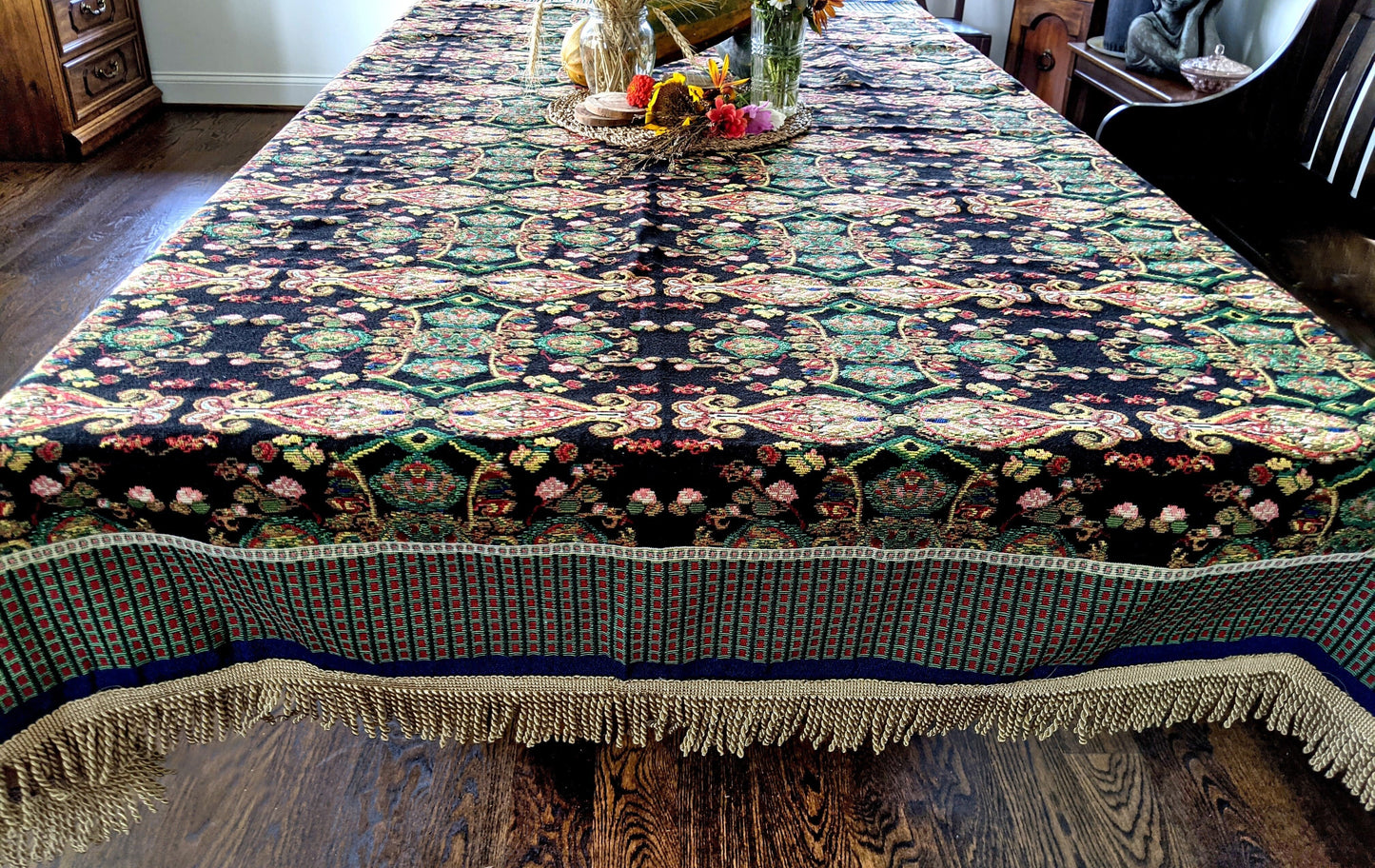 Tache Elegant Black Ornate Paisley Woven Tapestry Tablecloth (18192)