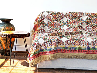 Tache Elegant Ivory Colorful Ornate Paisley Woven Tapestry Tablecloth (18193)