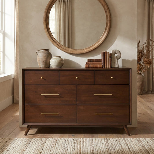 Flynn Dresser, Walnut