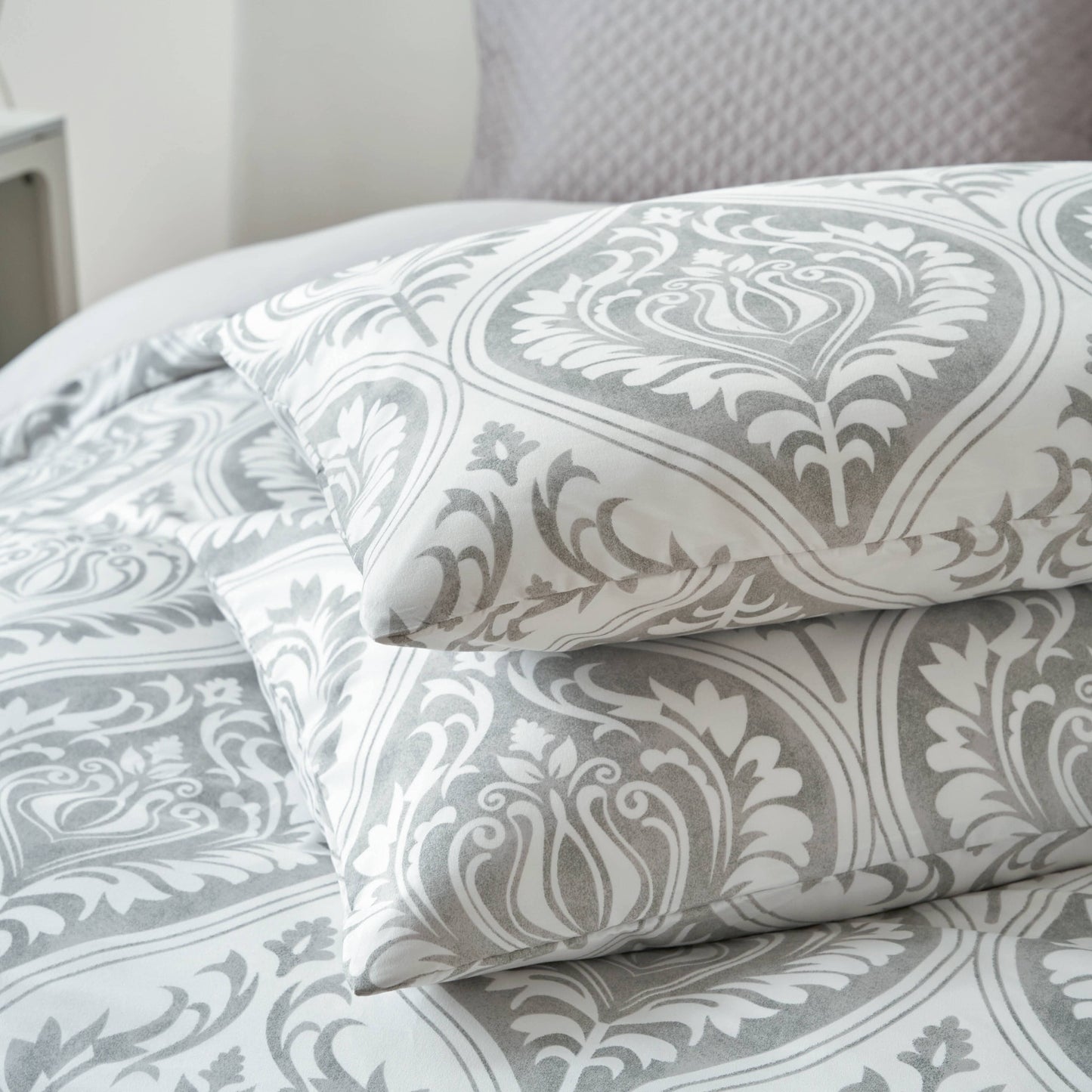 Tache Dreamy Moon Sky Ogee Damask Heather Gray White Duvet Cover (TB300)