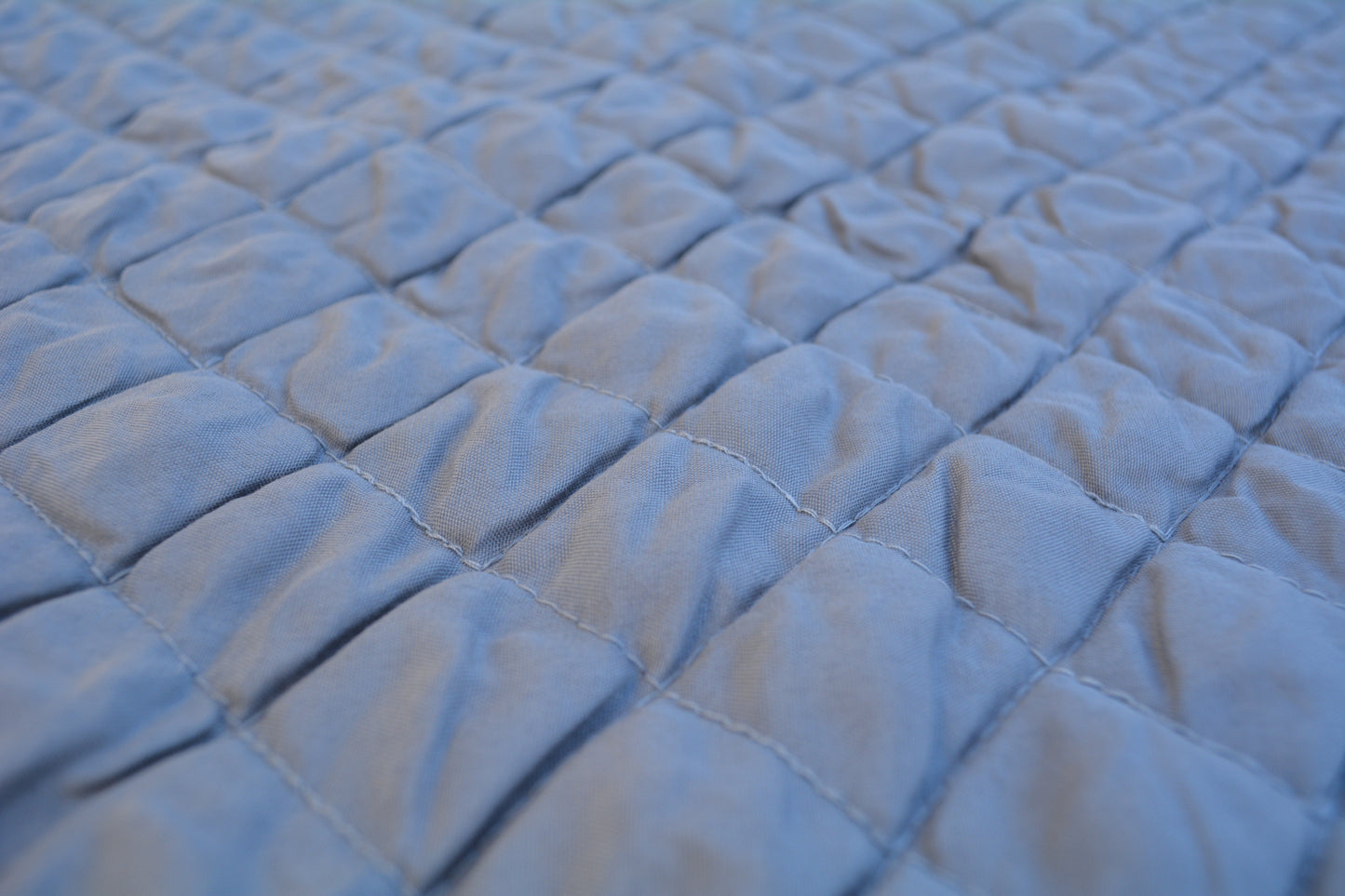 Tache Solid Light Gray Silver Diamond Stitch Bubble Quilted Bedspread Set (DXJ109038-2)