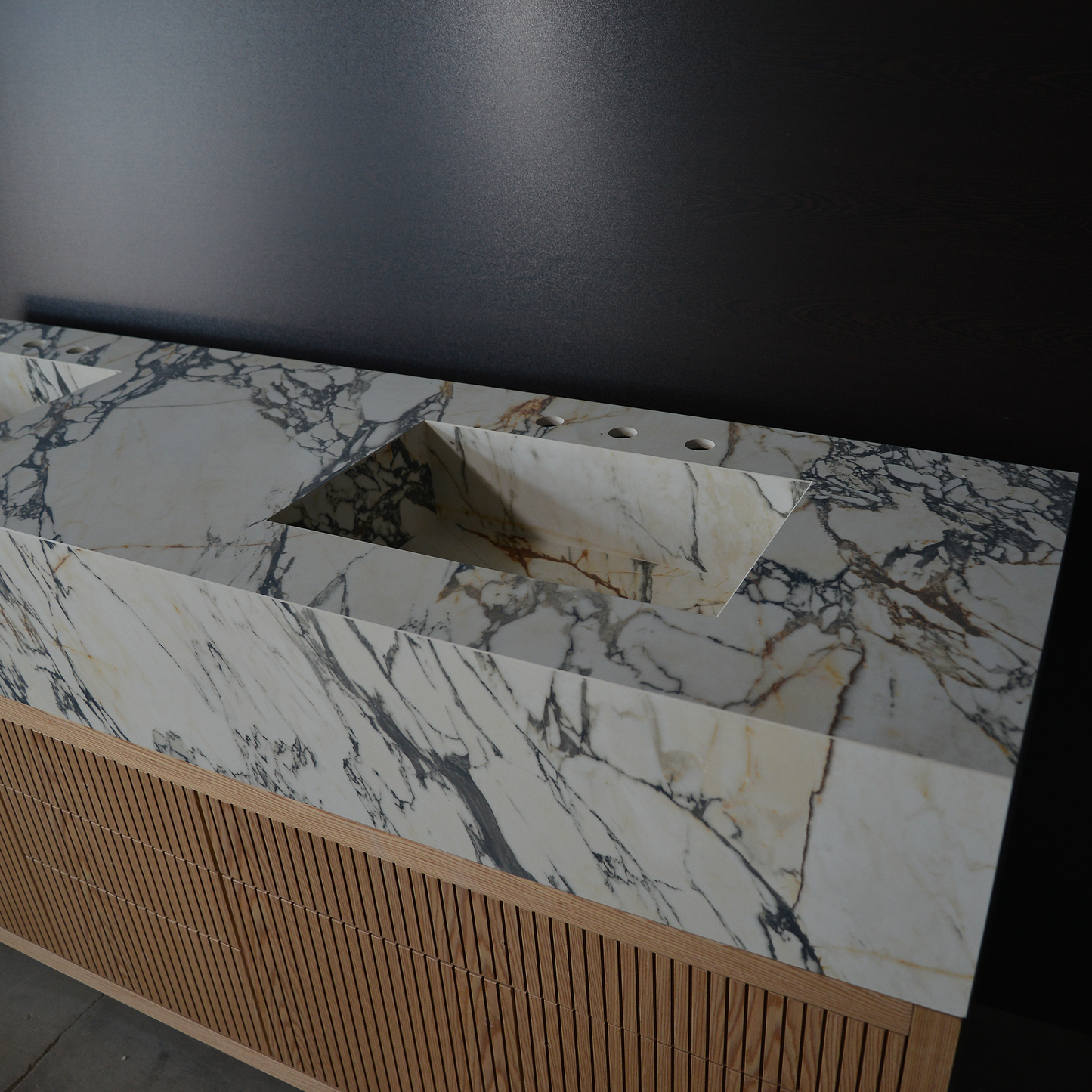 HANDCRAFTED MATERIA - CORCHIA GOLD PORCELAIN DOUBLE SINK (ES-133)