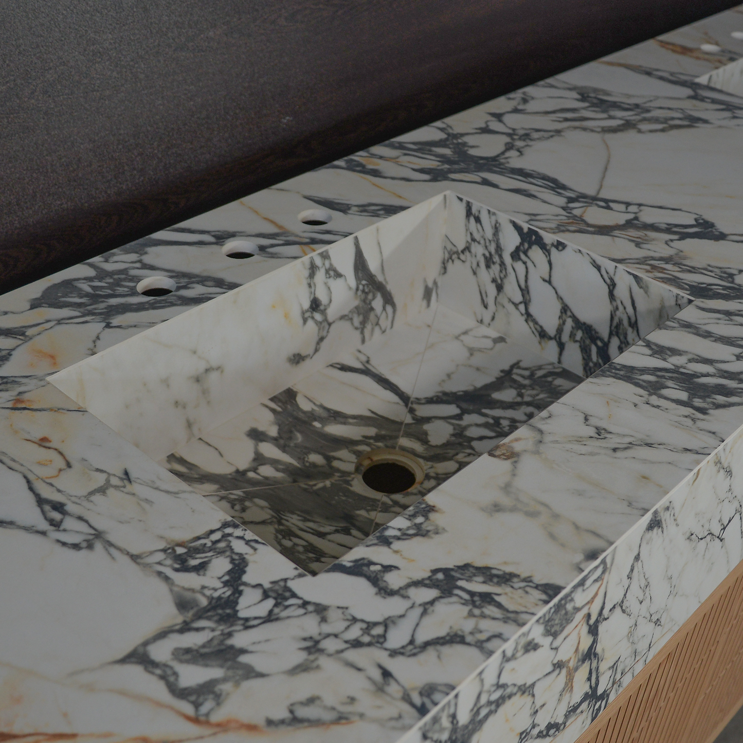 HANDCRAFTED MATERIA - CORCHIA GOLD PORCELAIN DOUBLE SINK (ES-133)