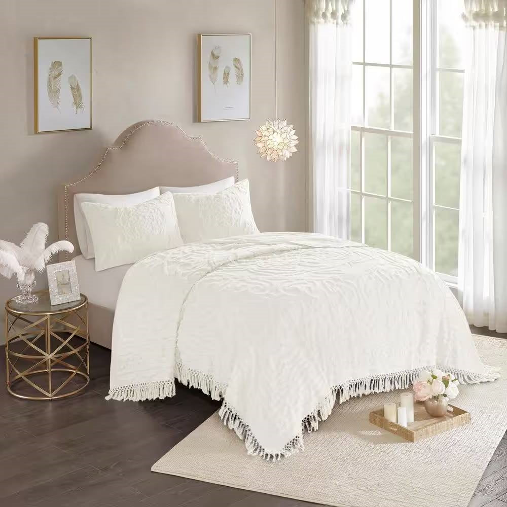 100% Cotton Chenille Full/Queen Bedspread with Fringe Hem