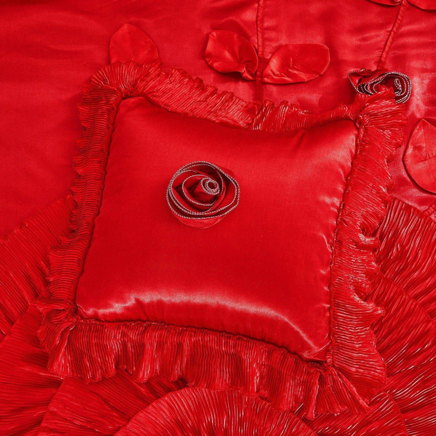 Tache Satin Ruffle Victorian Glam Romantic Red Rose Comforter Set (HY4174)