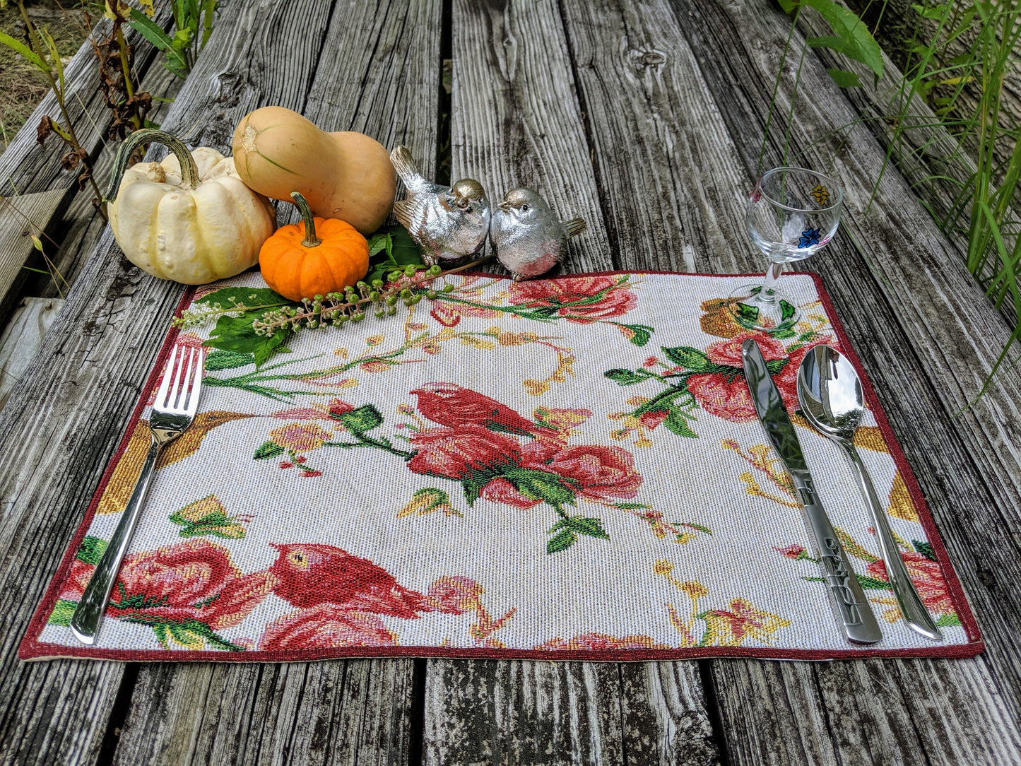 Tache Floral Red Roses Hummingbirds Woven Tapestry Placemat Set (18109)