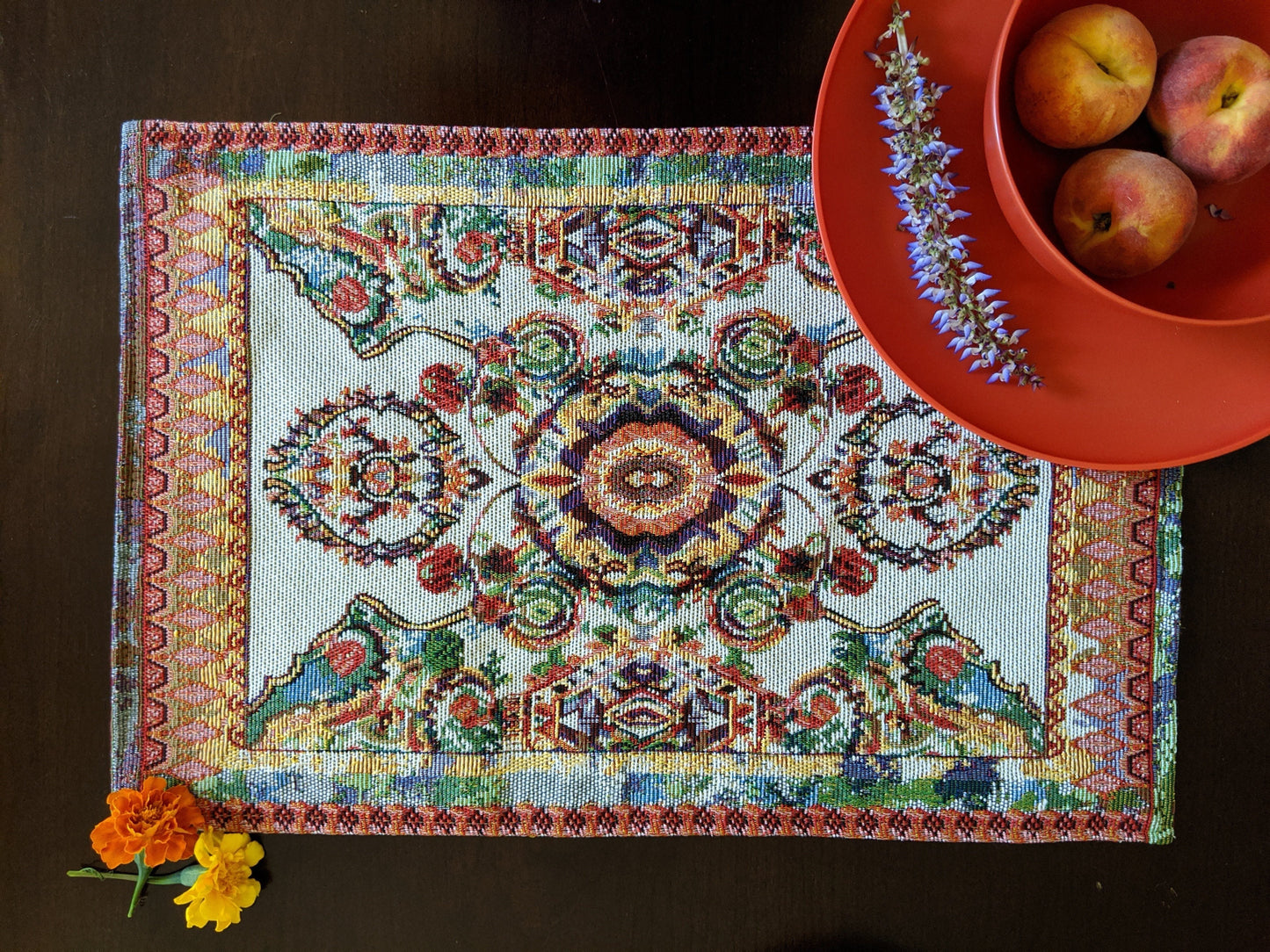 Tache Elegant Coral Colorful Ornate Paisley Woven Tapestry Placemat Set (18193)