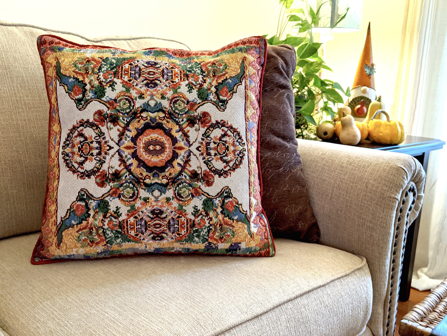 Tache Elegant Ivory Colorful Ornate Paisley Woven Tapestry Throw Pillow Cover (18193)