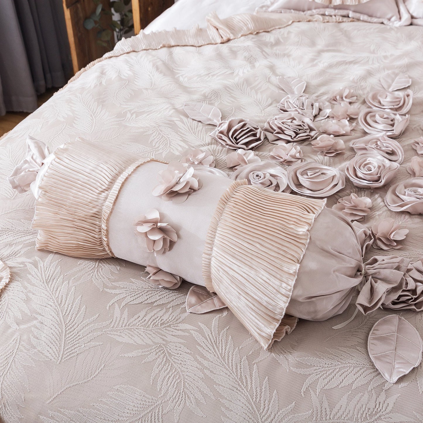 Tache Satin Floral Lace Ruffle Crème Beige Sweet Victorian Luxurious Comforter Set (MZ002C)