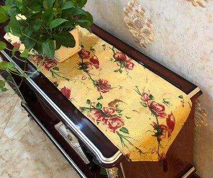 Tache Floral Red Roses Hummingbirds Golden Woven Tapestry Table Runner (18115)