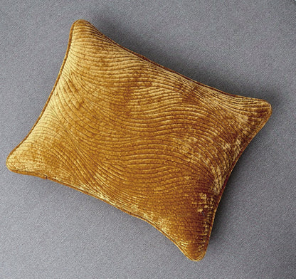 Tache Velvet Dreams Melted Gold Plush Waves Pillow Sham (JHW-852Y)