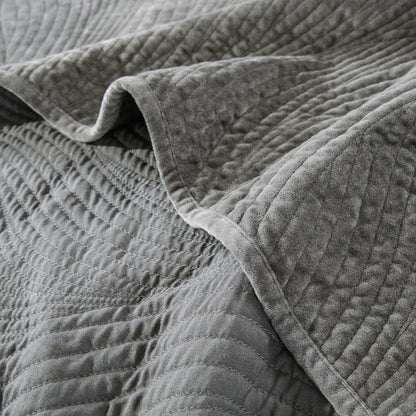 Tache Plush Dreams Dark Taupe Chocolate Waves Velvet Quilt Set (JHW-852BR)