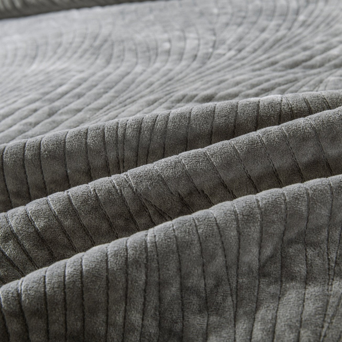 Tache Plush Dreams Dark Taupe Chocolate Waves Velvet Quilt Set (JHW-852BR)