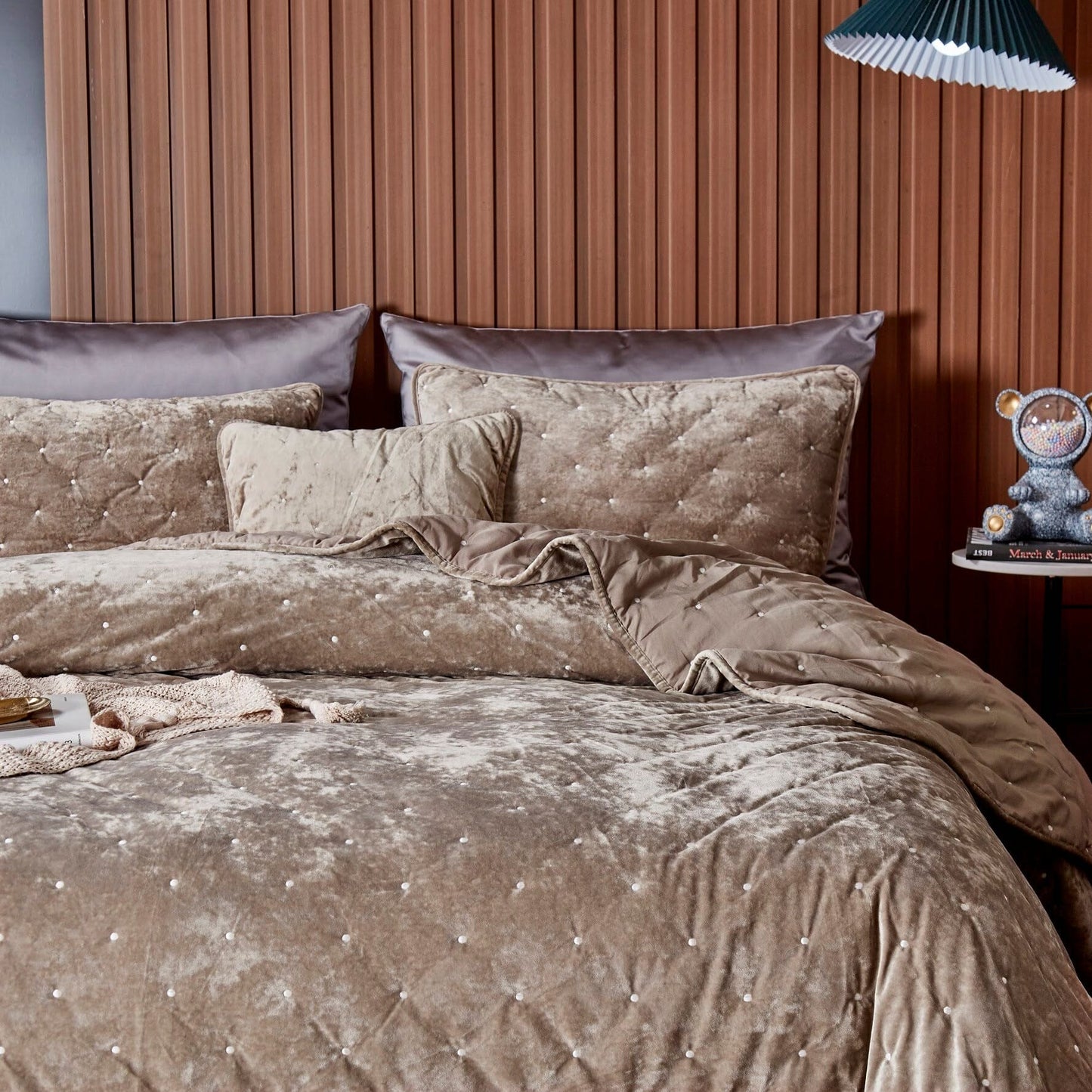 Tache Plush Dreams Sand Taupe Beige Tufted Velvet Quilt Set (JHW-853B)