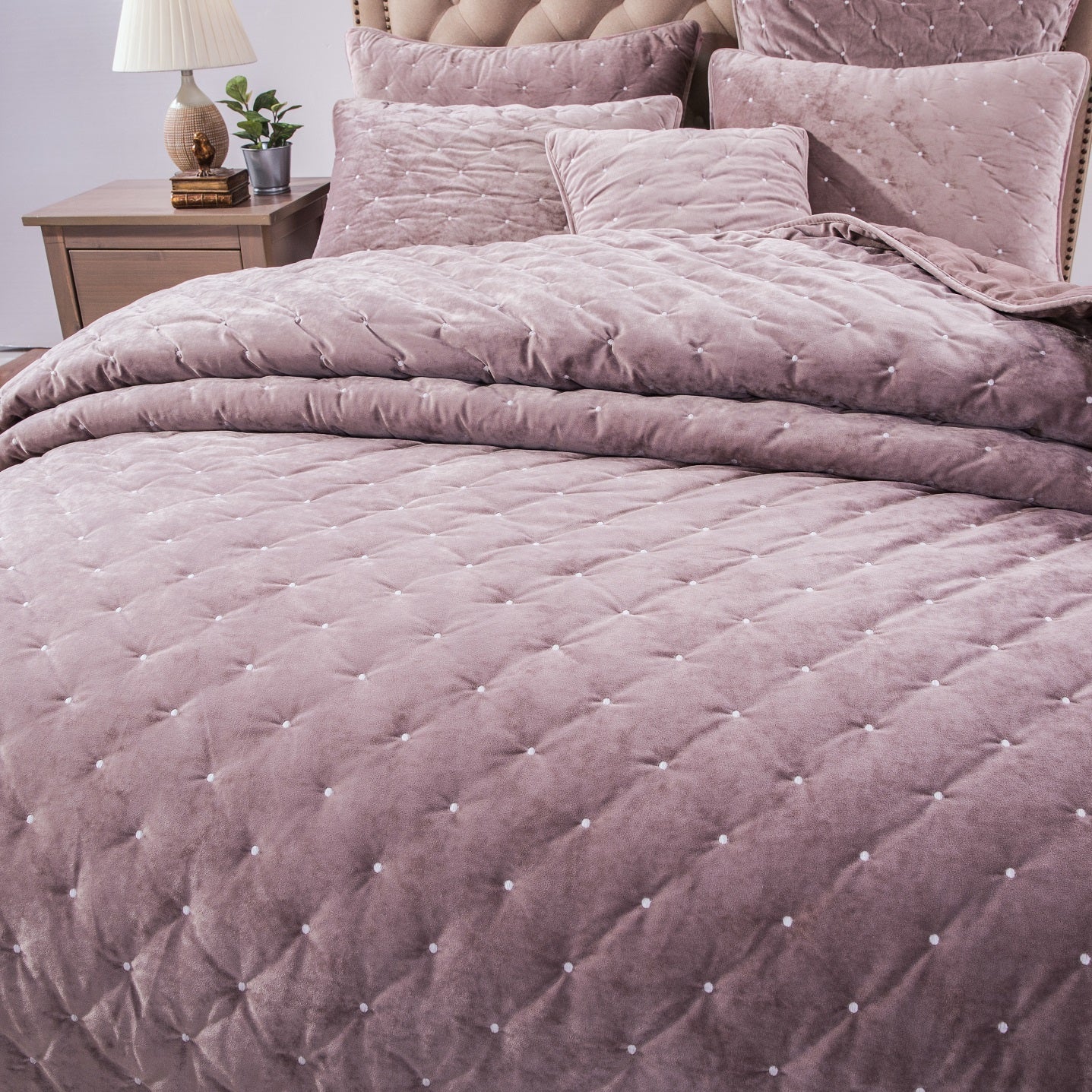 Tache Plush Dreams Purple Mauve Tufted Velvet Quilt Set (JHW-853P)