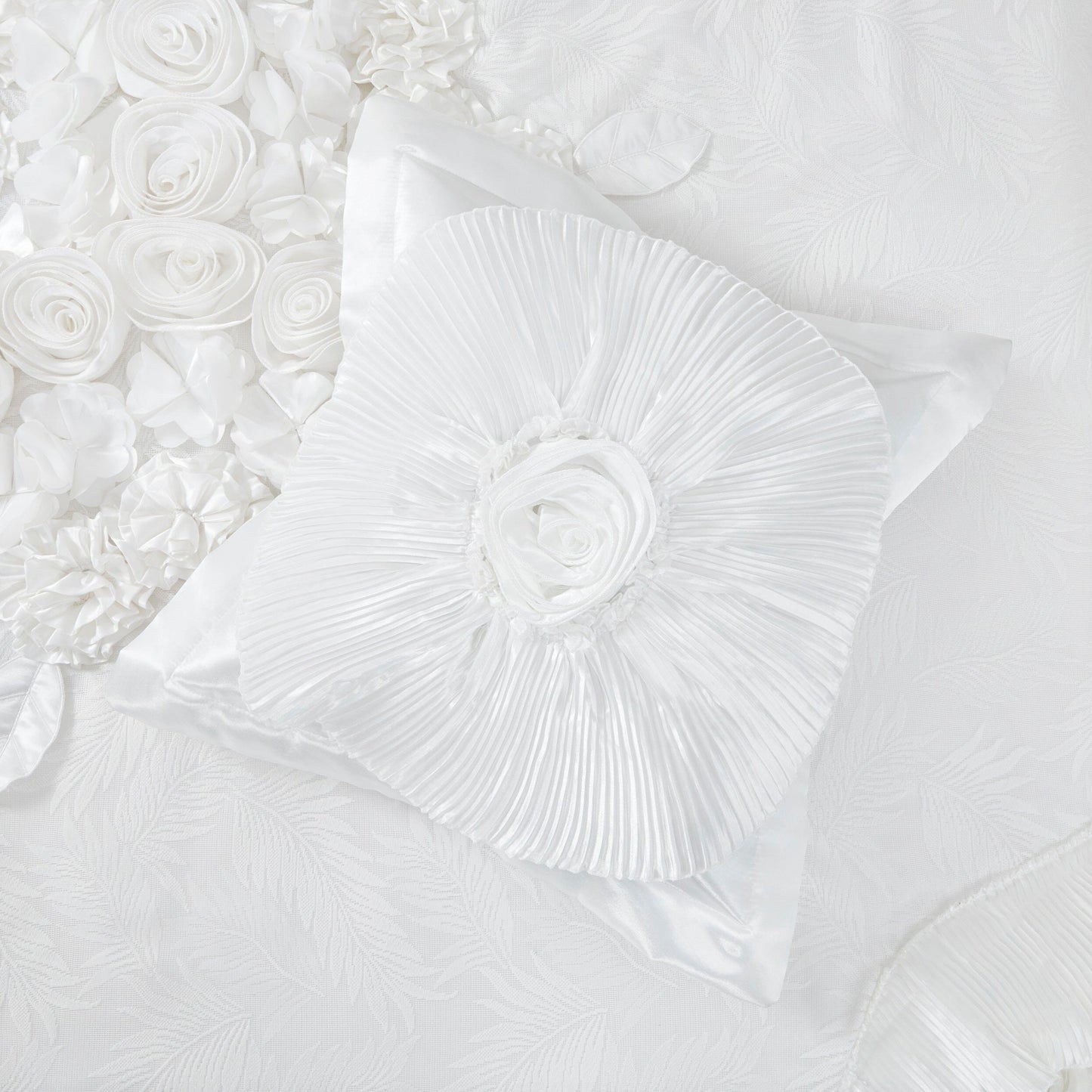 Tache Satin Floral Lace Ruffle White Sweet Victorian Luxurious Comforter Set (MZ002W)