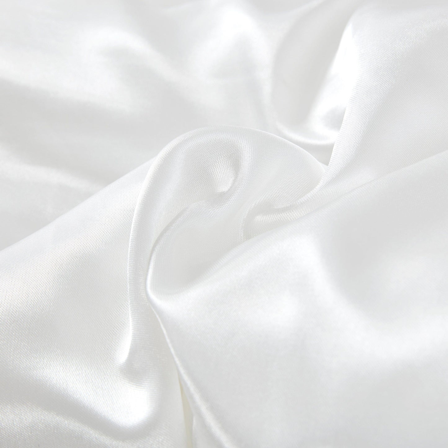 Tache Satin Floral Lace Ruffle White Sweet Victorian Luxurious Comforter Set (MZ002W)