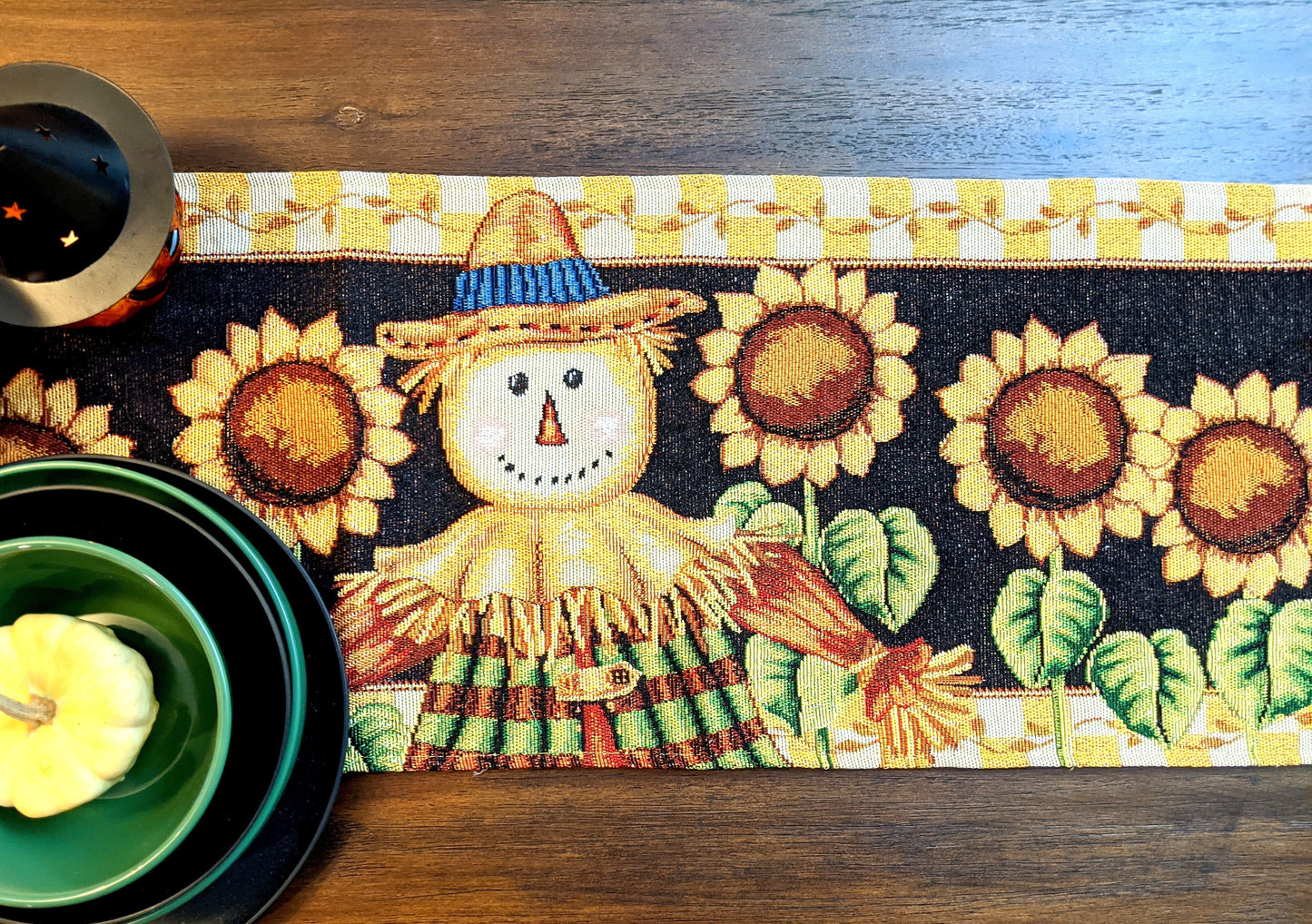 Tache Sunflower Field Scarecrow Autumn Harvest Woven Tapestry Table Runners (11712TR)