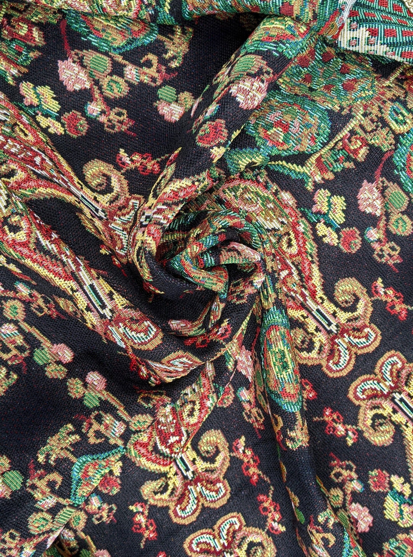 Tache Elegant Black Ornate Paisley Woven Tapestry Tablecloth (18192)