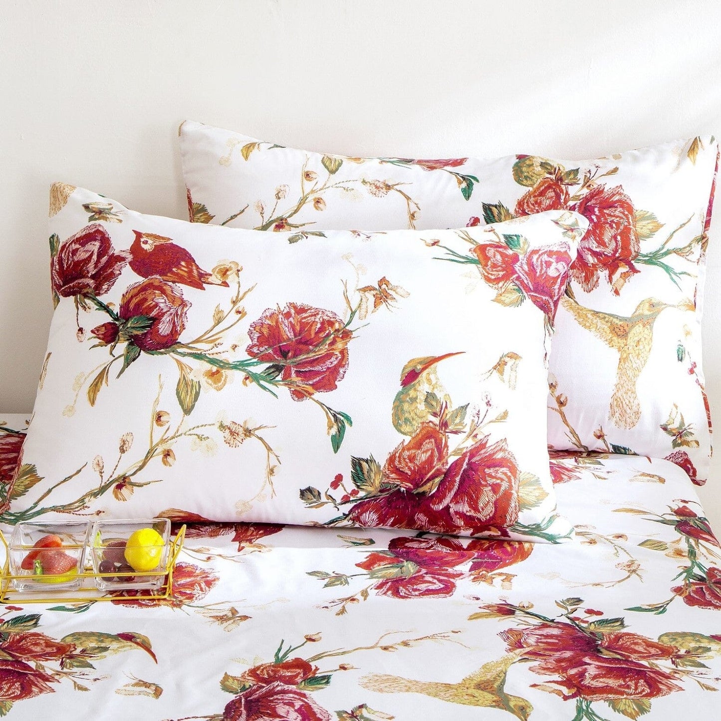 Tache Floral Hummingbirds Burgundy White Vintage Rose Garden Reversible Duvet Cover (SD-7676)