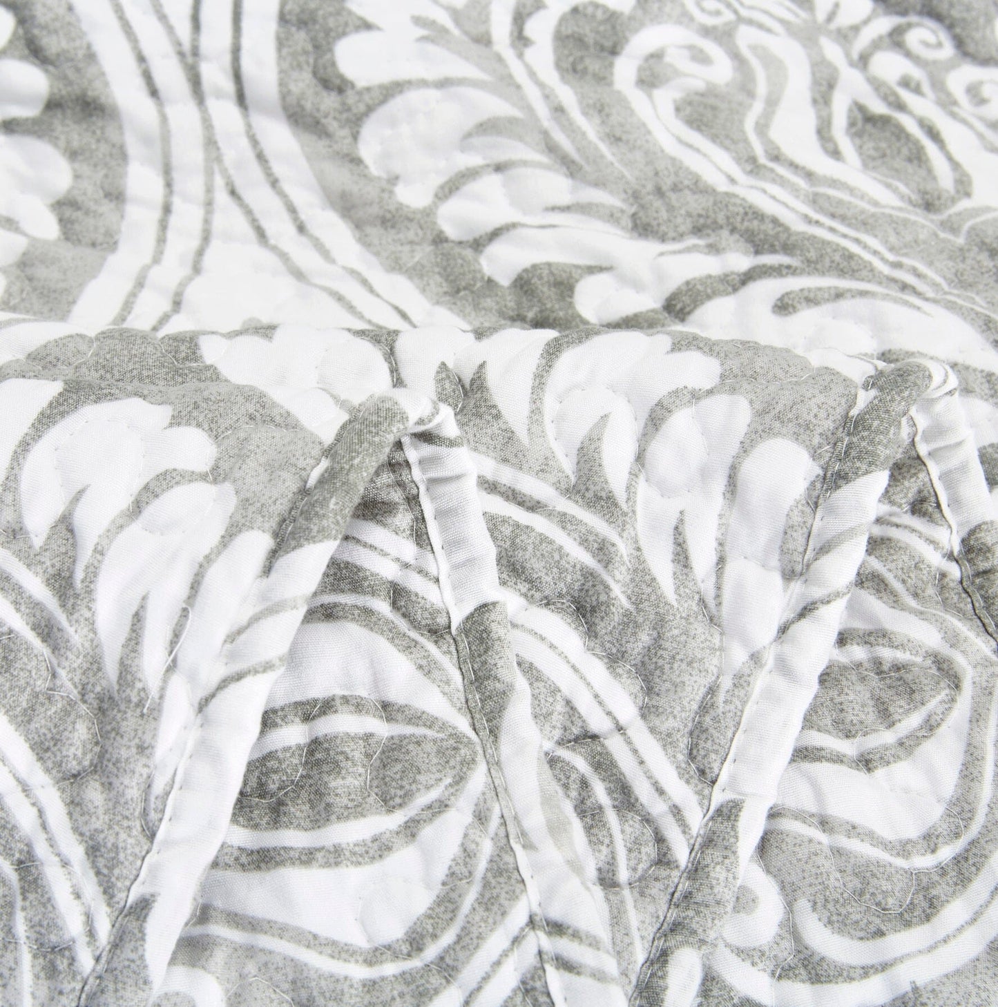 Tache Dreamy Moon Sky Ogee Damask Heather Gray White Quilt Set (TB300)