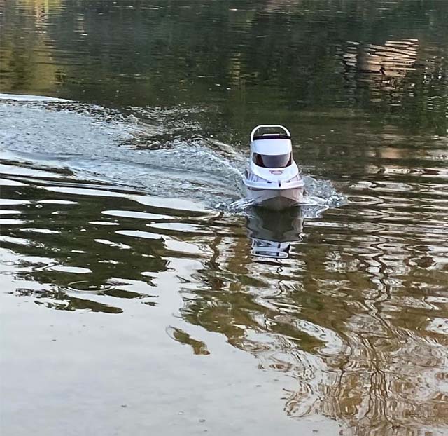 Remote Control Speed Boat