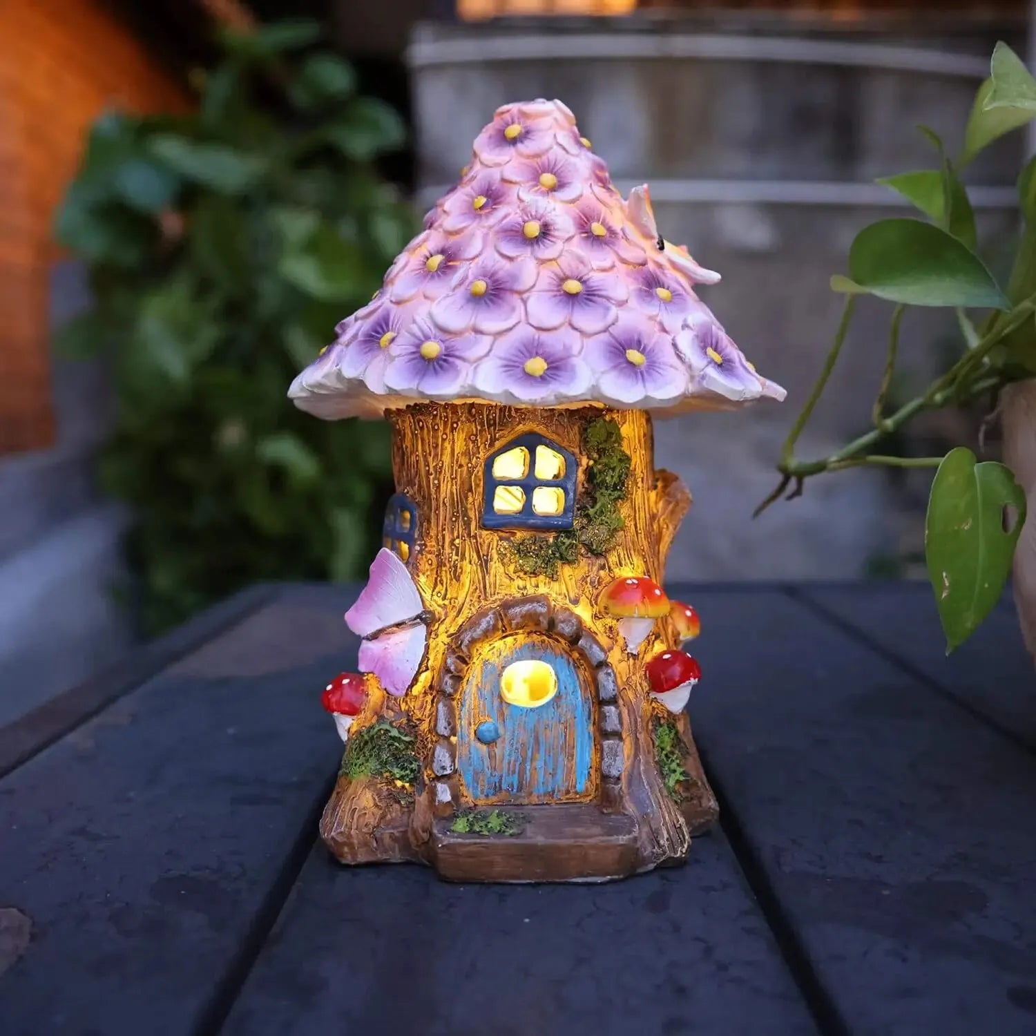 Solar Fairy Garden House Statue - Outdoor Light-Up Mushroom Figurine, Resin Lawn Decorations, Miniature Fairies House for Yard, Garden