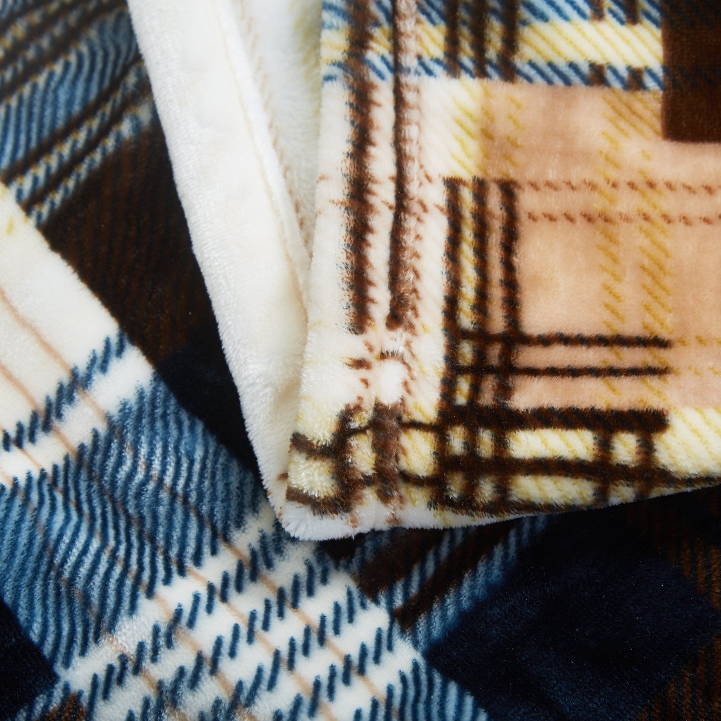 Tache Super Soft Winter Cabin Flannel Throw Blanket