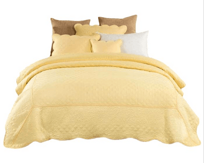 Tache Buttercup Puffs Yellow Diamond Matelasse Scalloped Quilt Set (YELLEMDES)