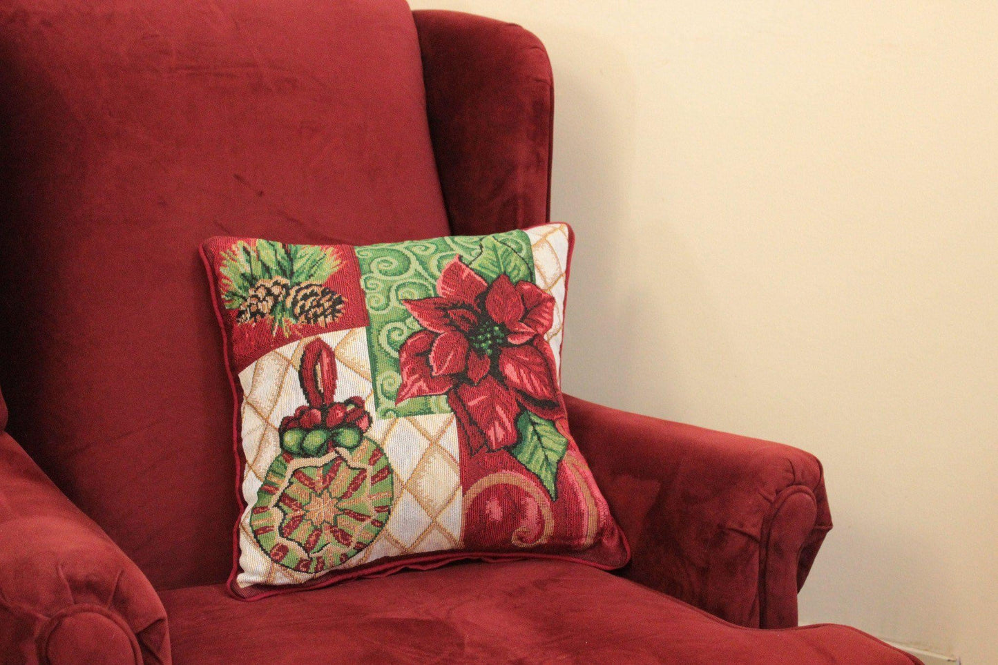 Tache Poinsettia Christmas Festive Patchwork Holiday Tidings Tapestry Throw Pillow Cover (12900CC-1616)