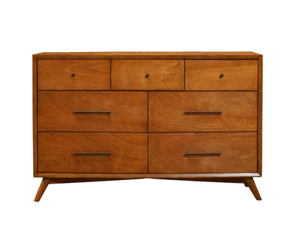 Flynn Dresser, Chestnut