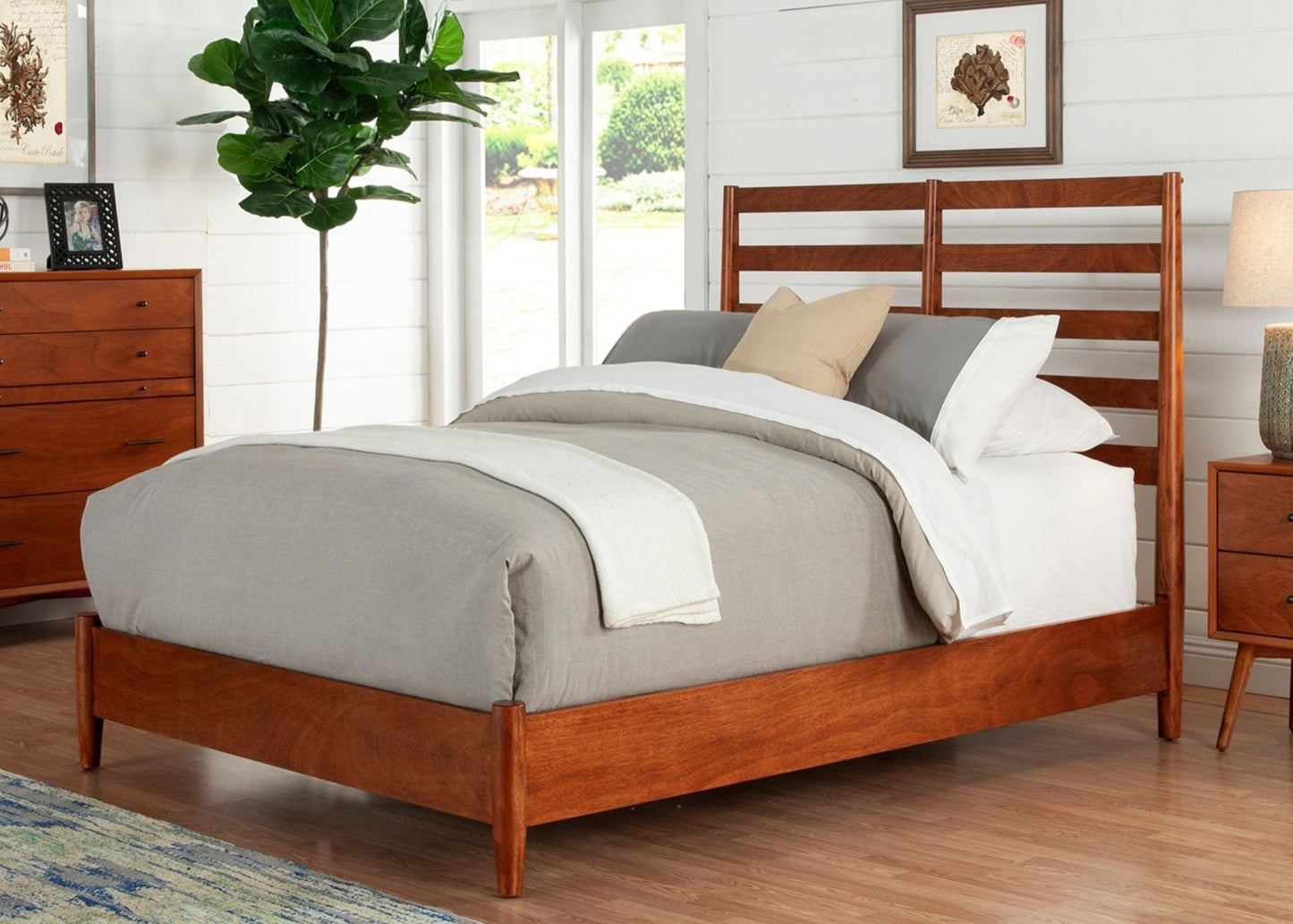 Flynn Retro Bed, Chestnut