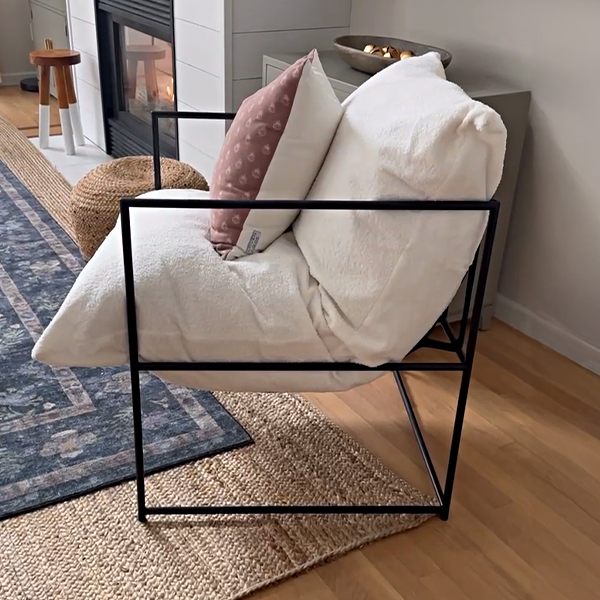 Modern Lounge Chair with Removable Cushion